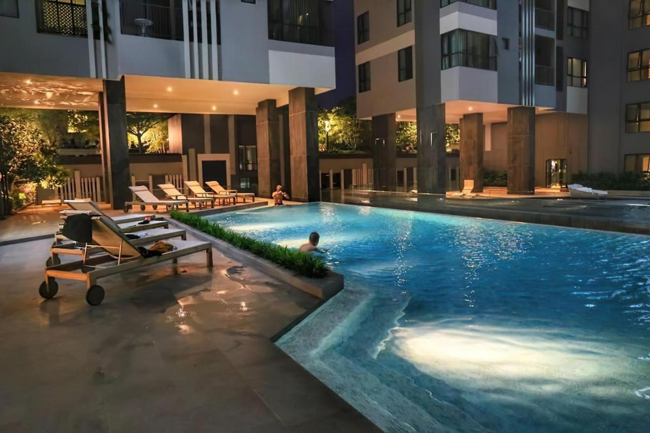Great Location With Infinity Pool -Central Pattaya Appartement Buitenkant foto