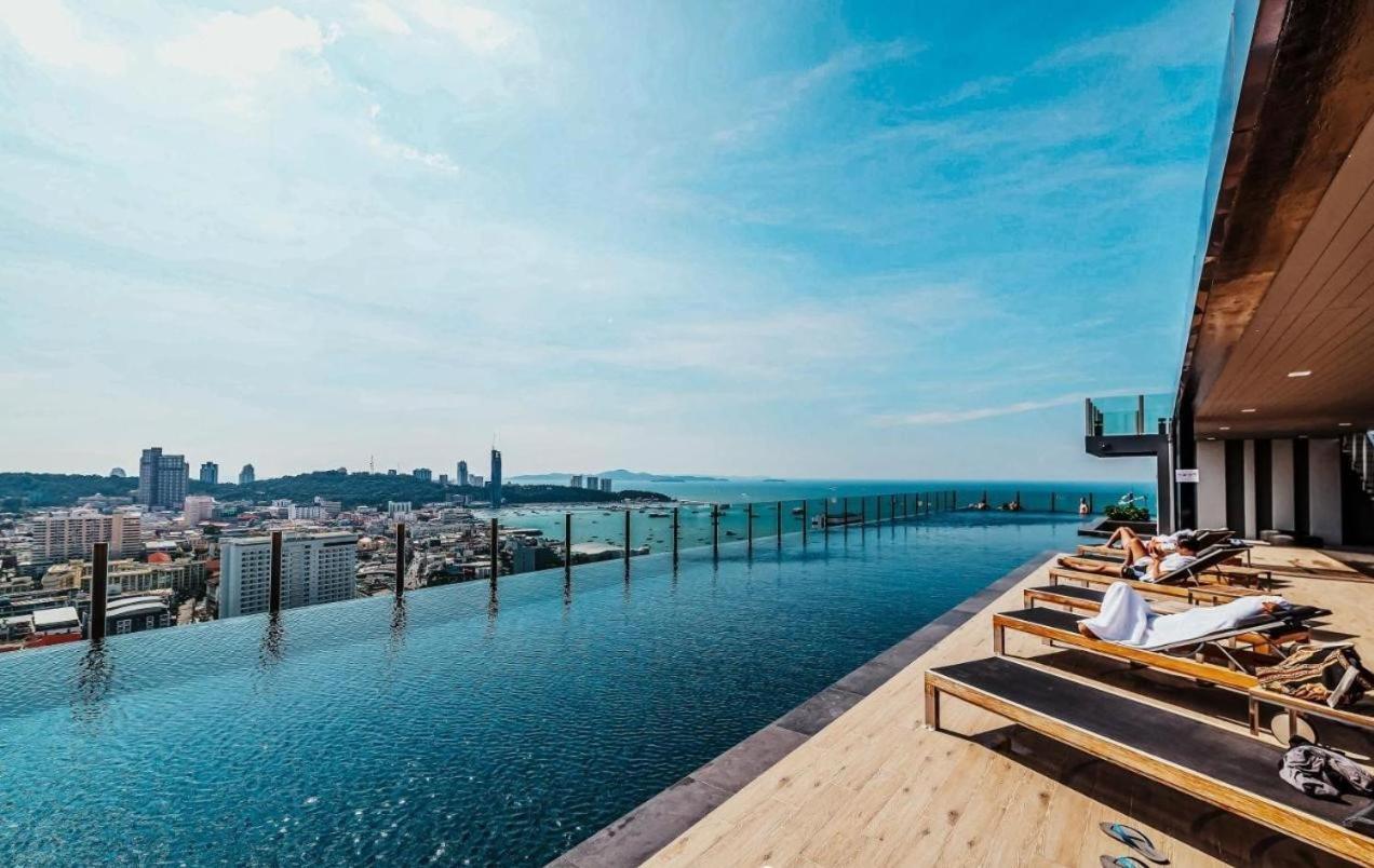 Great Location With Infinity Pool -Central Pattaya Appartement Buitenkant foto
